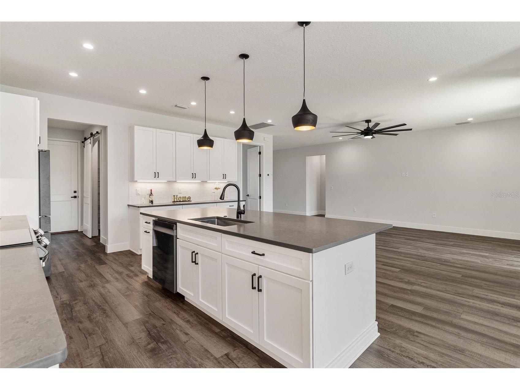 415 N Dixie Drive Howey In The Hills FL 34737 G5110089 image20