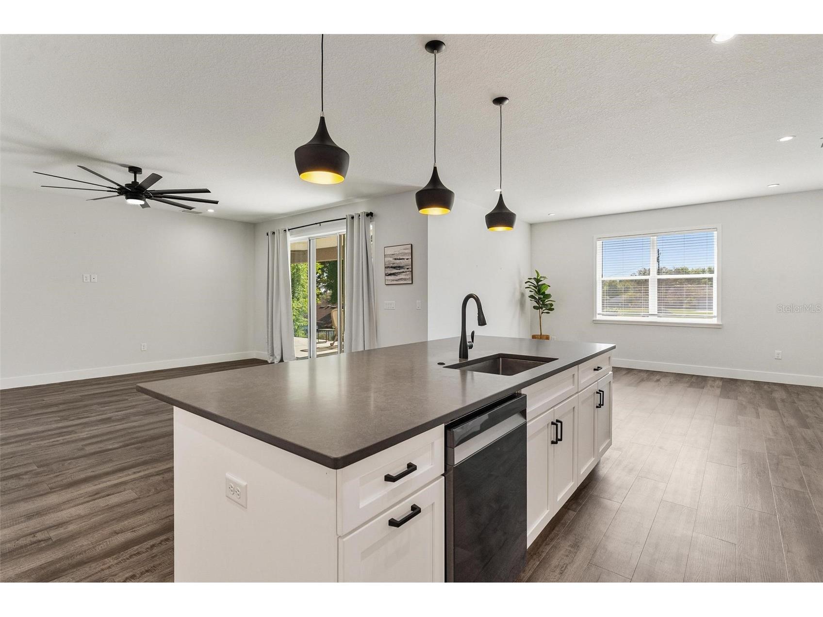 415 N Dixie Drive Howey In The Hills FL 34737 G5110089 image21