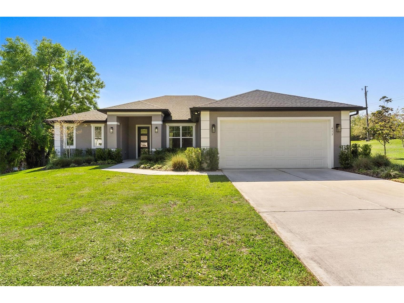 415 N Dixie Drive Howey In The Hills FL 34737 G5110089 image3