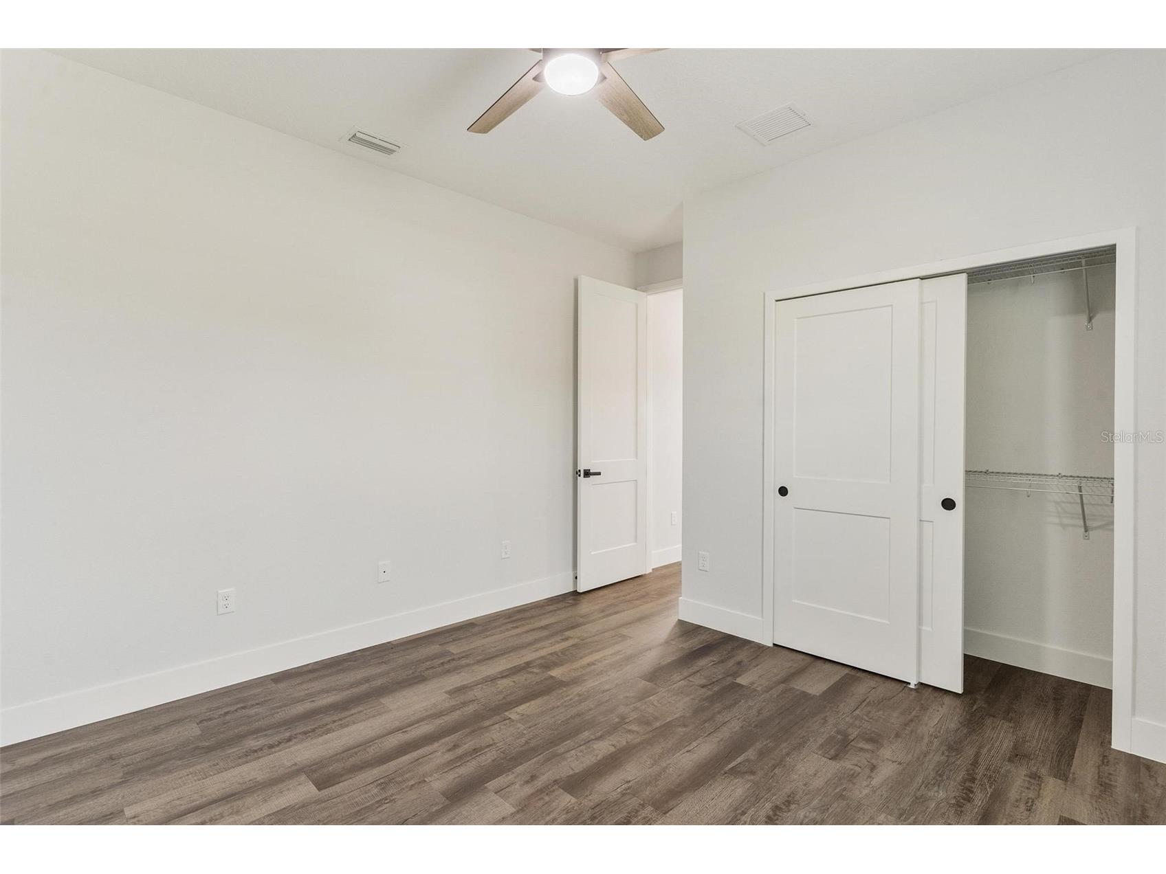 415 N Dixie Drive Howey In The Hills FL 34737 G5110089 image37