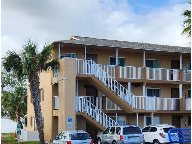 415 N Halifax Avenue #303 Daytona Beach FL 32118 J967489 image1