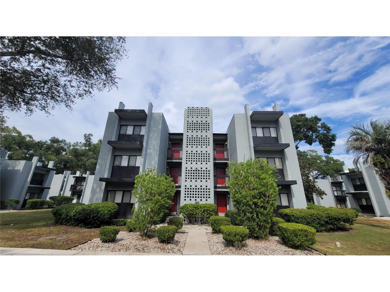 415 NW 39th Road #E Gainesville FL 32607 GC533972 image1