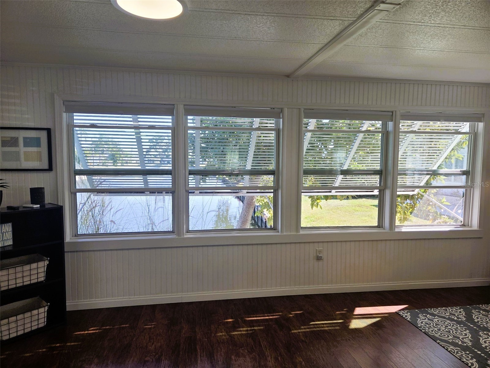 415 Oakwood Boulevard W Sarasota FL 34237 A4671652 image18