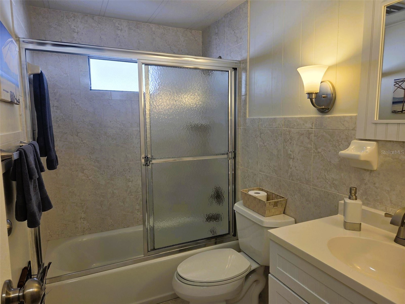 415 Oakwood Boulevard W Sarasota FL 34237 A4671652 image21