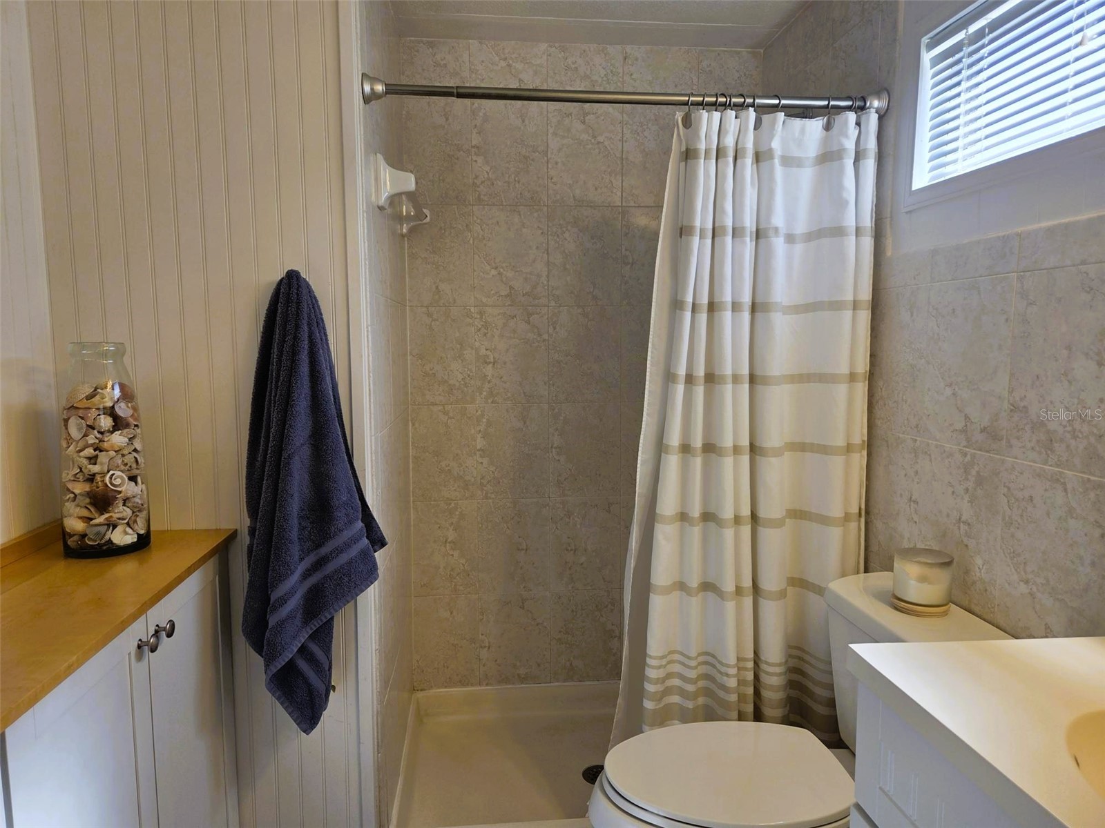 415 Oakwood Boulevard W Sarasota FL 34237 A4671652 image27