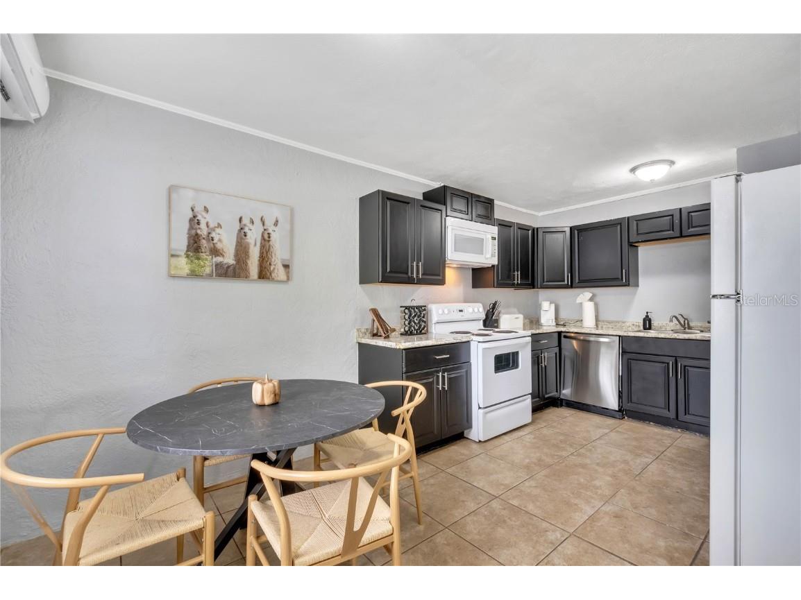 415 S Hyer Avenue #A Orlando FL 32801 O6334171 image11