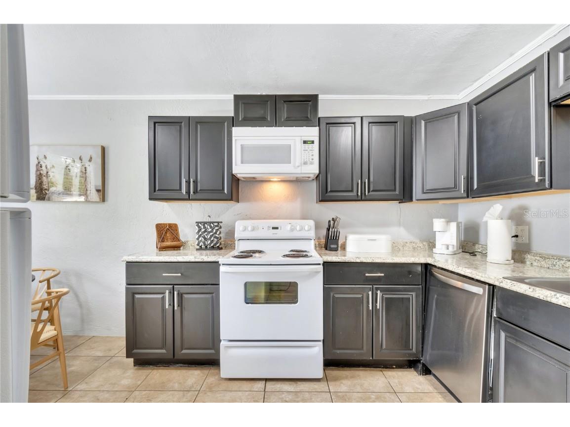 415 S Hyer Avenue #A Orlando FL 32801 O6334171 image14