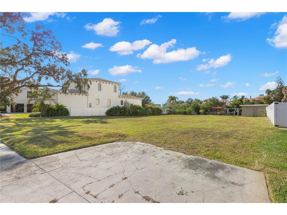 415 S Shore Crest Drive Tampa FL 33609 TB8450165 image14