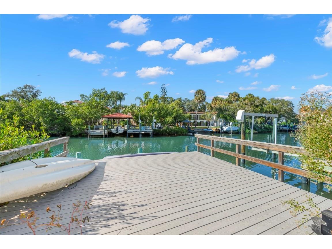 415 S Shore Crest Drive Tampa FL 33609 TB8450165 image3