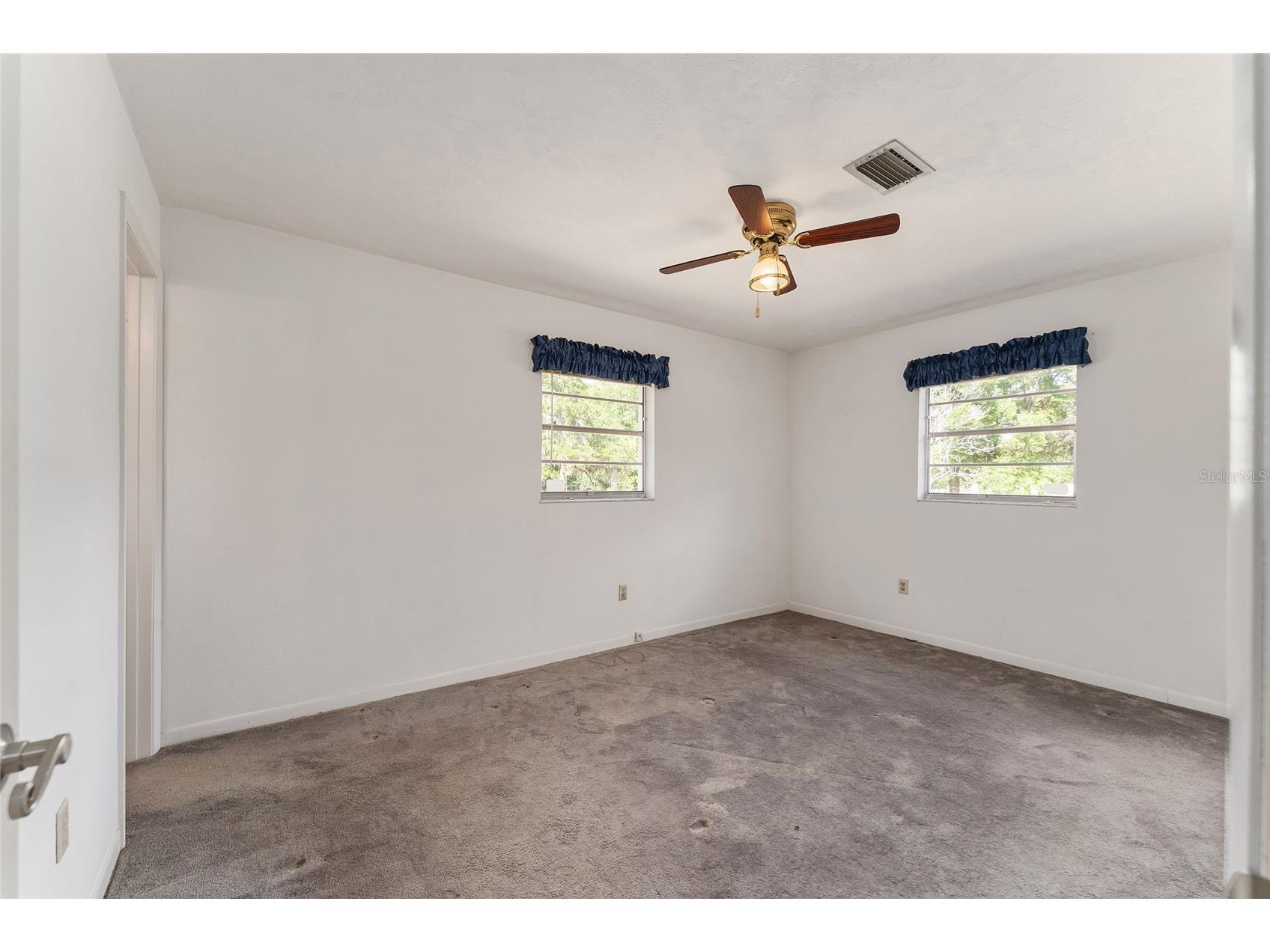 415 SE Adams Street High Springs FL 32643 GC539998 image27