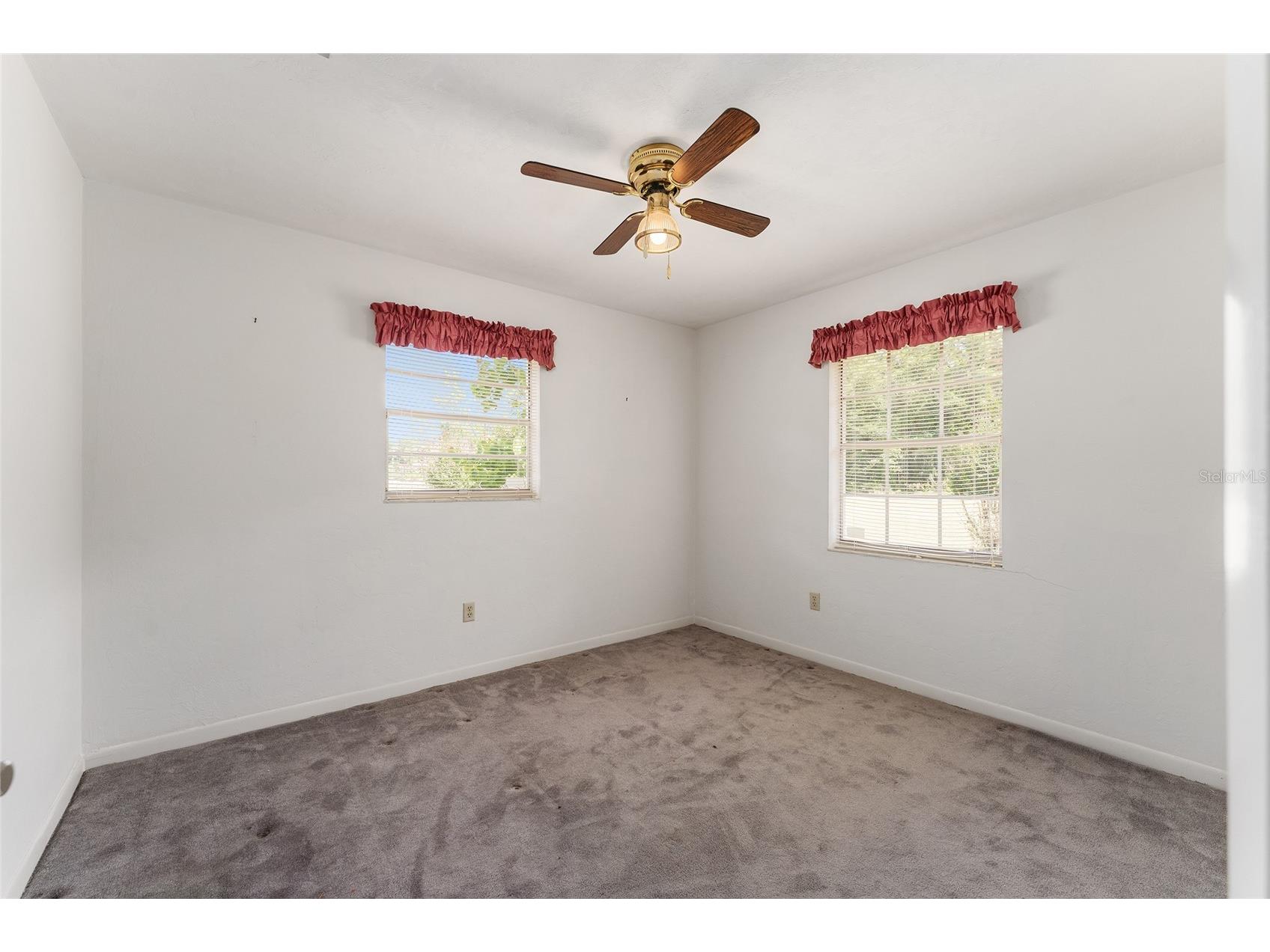 415 SE Adams Street High Springs FL 32643 GC539998 image32
