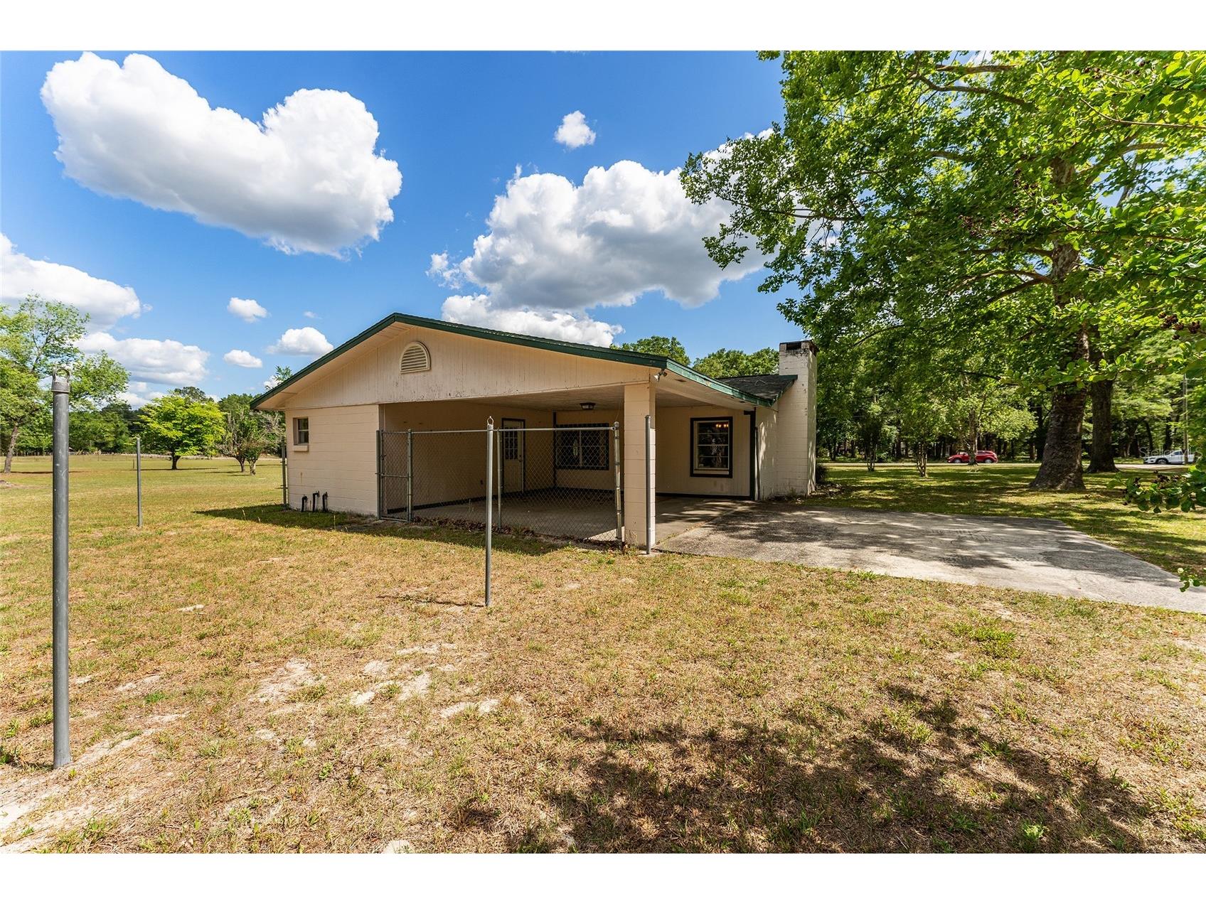 415 SE Adams Street High Springs FL 32643 GC539998 image41