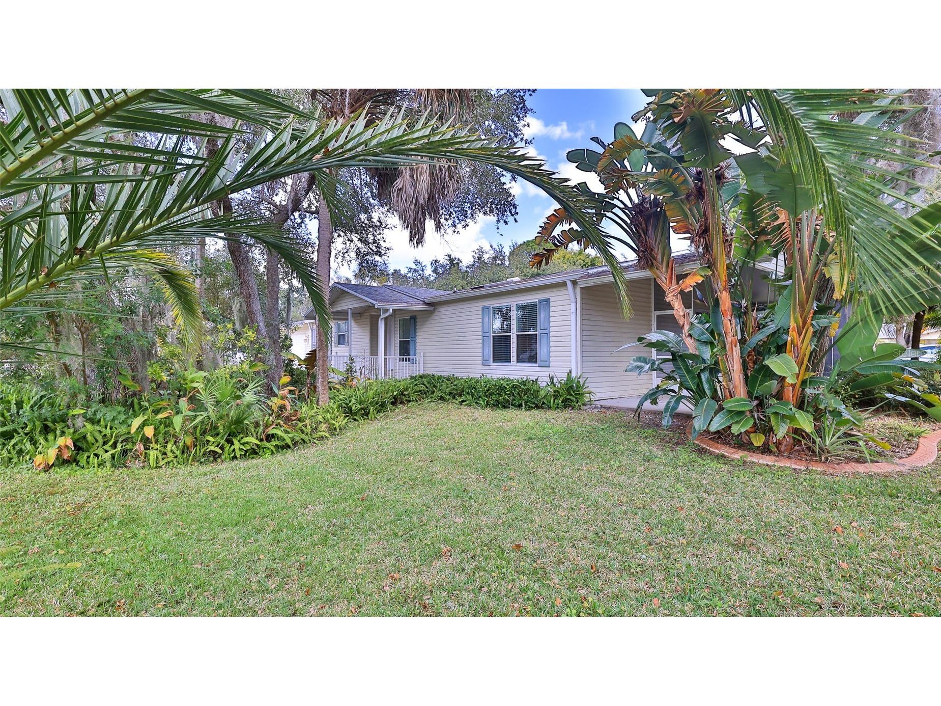 415 Sioux Boulevard Oak Hill FL 32759 - INDIAN RIVER NS1087190 image1
