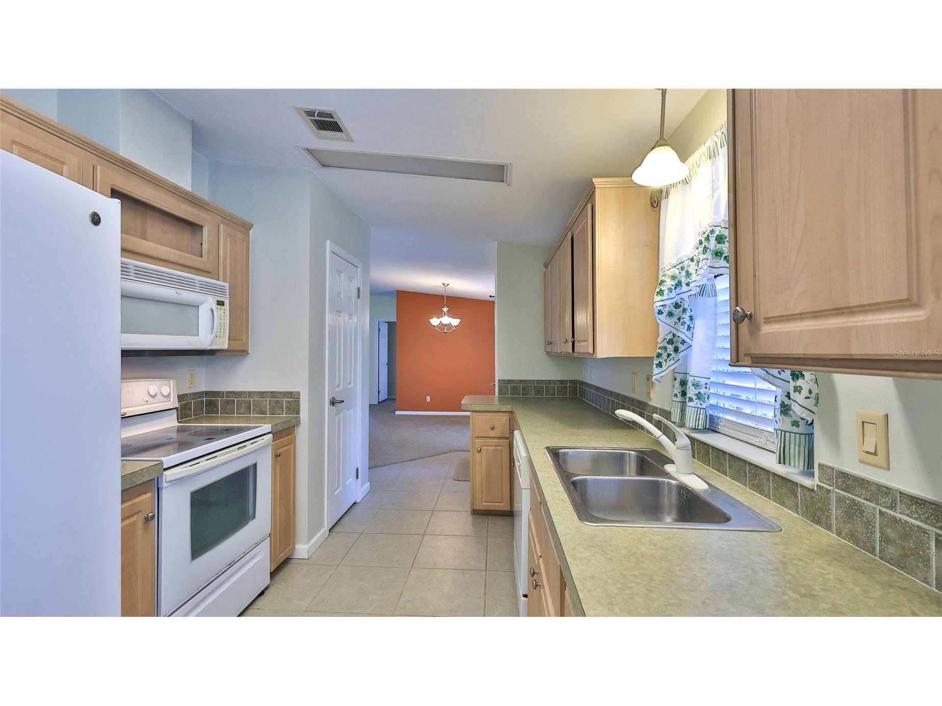 415 Sioux Boulevard Oak Hill FL 32759 - INDIAN RIVER NS1087190 image12