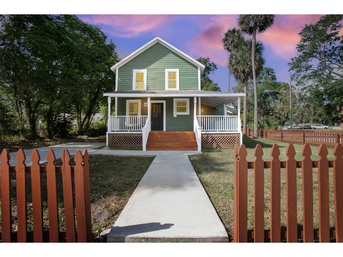 415 W Church Street Deland FL 32720 V4942005 image1