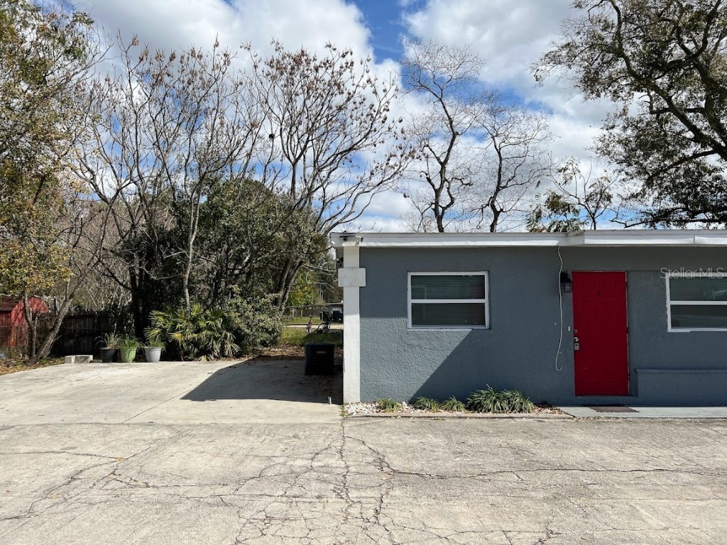 415 W Lancaster Road #4 Orlando FL 32809 O6176698 image1