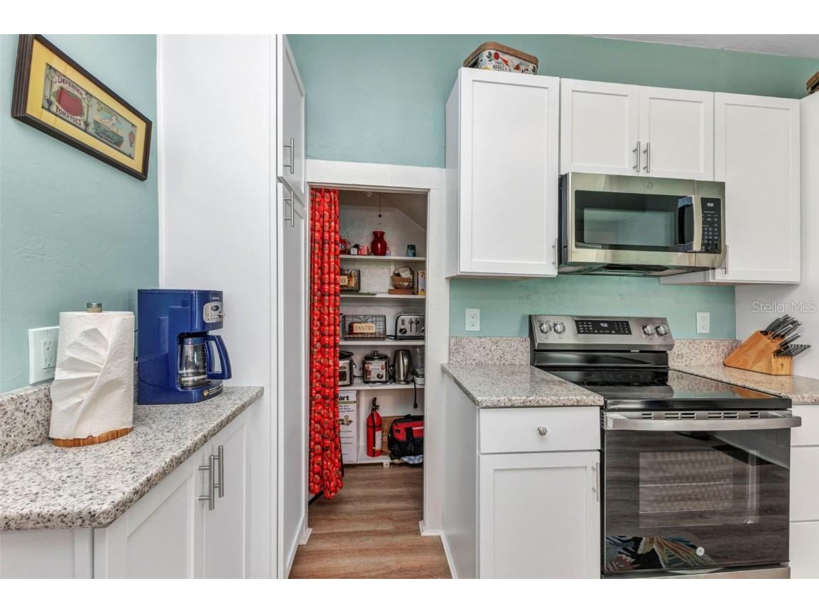 415 W Marion Avenue Punta Gorda FL 33950 C7511256 image25