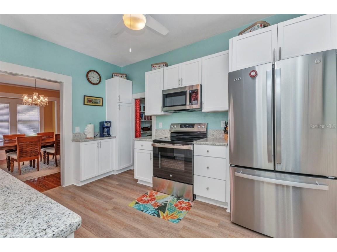 415 W Marion Avenue Punta Gorda FL 33950 C7511256 image28