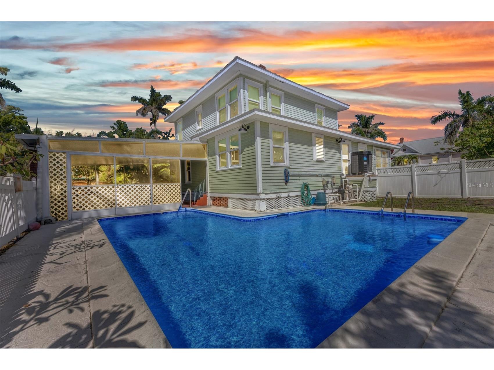 415 W Marion Avenue Punta Gorda FL 33950 C7527040 image2