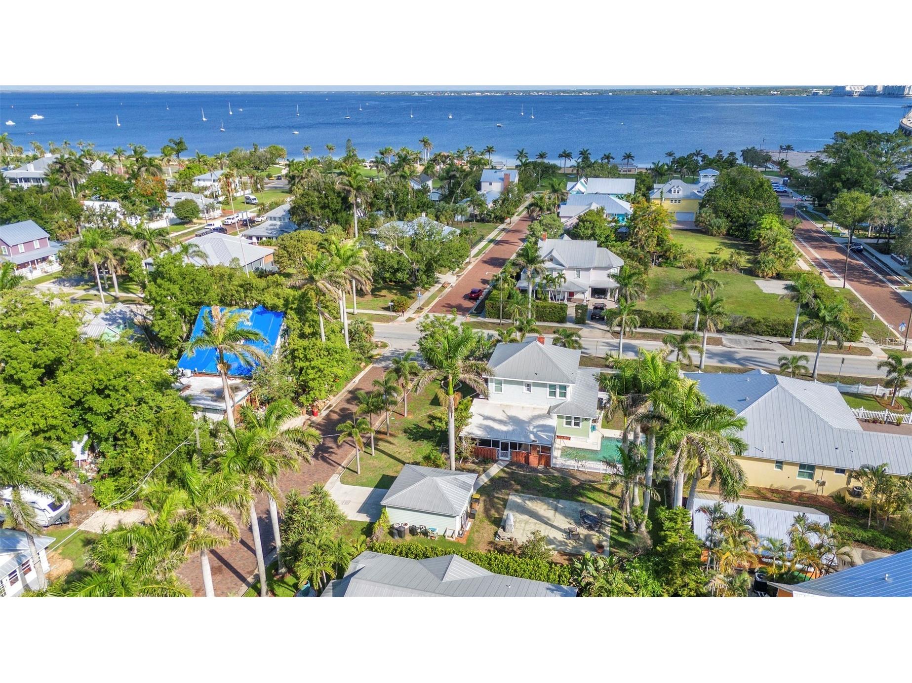 415 W Marion Avenue Punta Gorda FL 33950 C7527040 image59