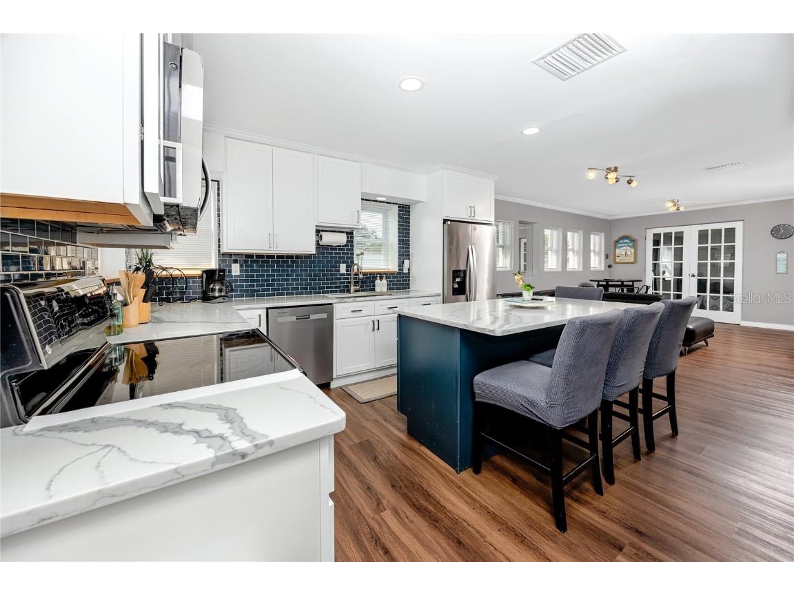 4150 40th Street N Saint Petersburg FL 33714 TB8436554 image11