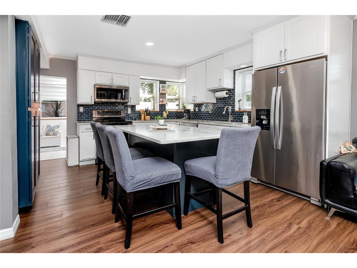 4150 40th Street N Saint Petersburg FL 33714 TB8436554 image12