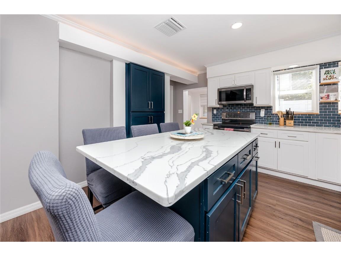 4150 40th Street N Saint Petersburg FL 33714 TB8436554 image14