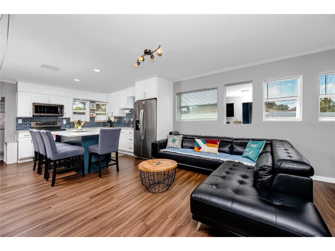 4150 40th Street N Saint Petersburg FL 33714 TB8436554 image22