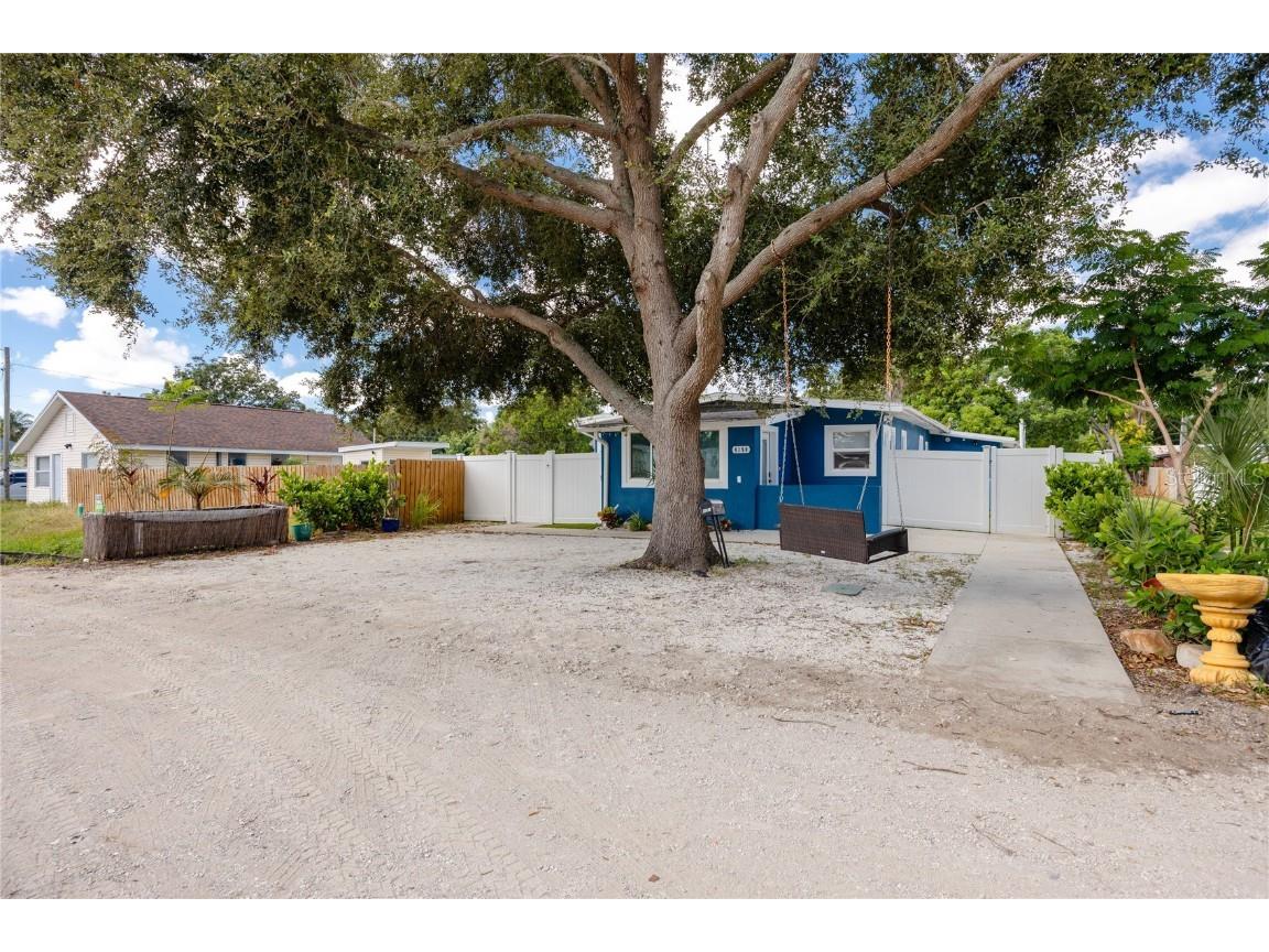 4150 40th Street N Saint Petersburg FL 33714 TB8436554 image6