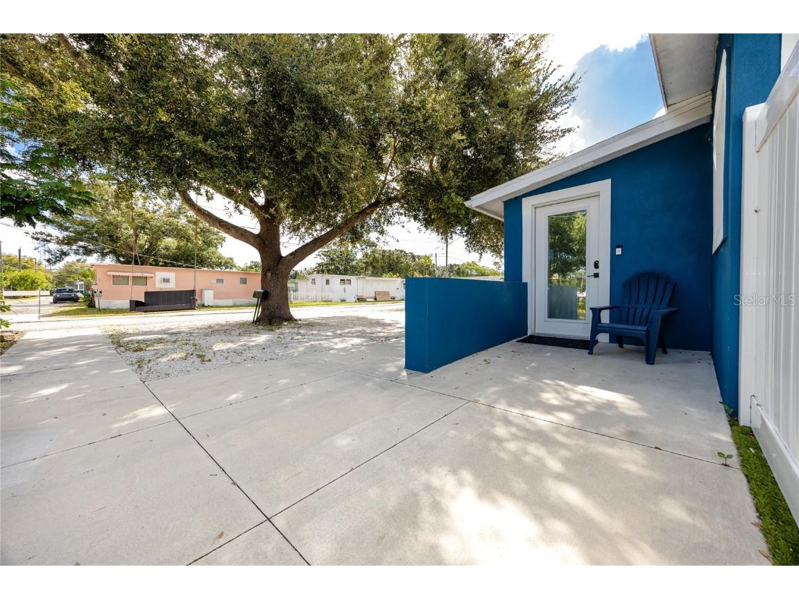 4150 40th Street N Saint Petersburg FL 33714 TB8436554 image8