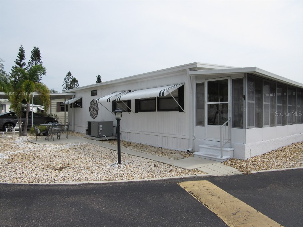 4150 66th Street N #142 Saint Petersburg FL 33709 U8202221 image1