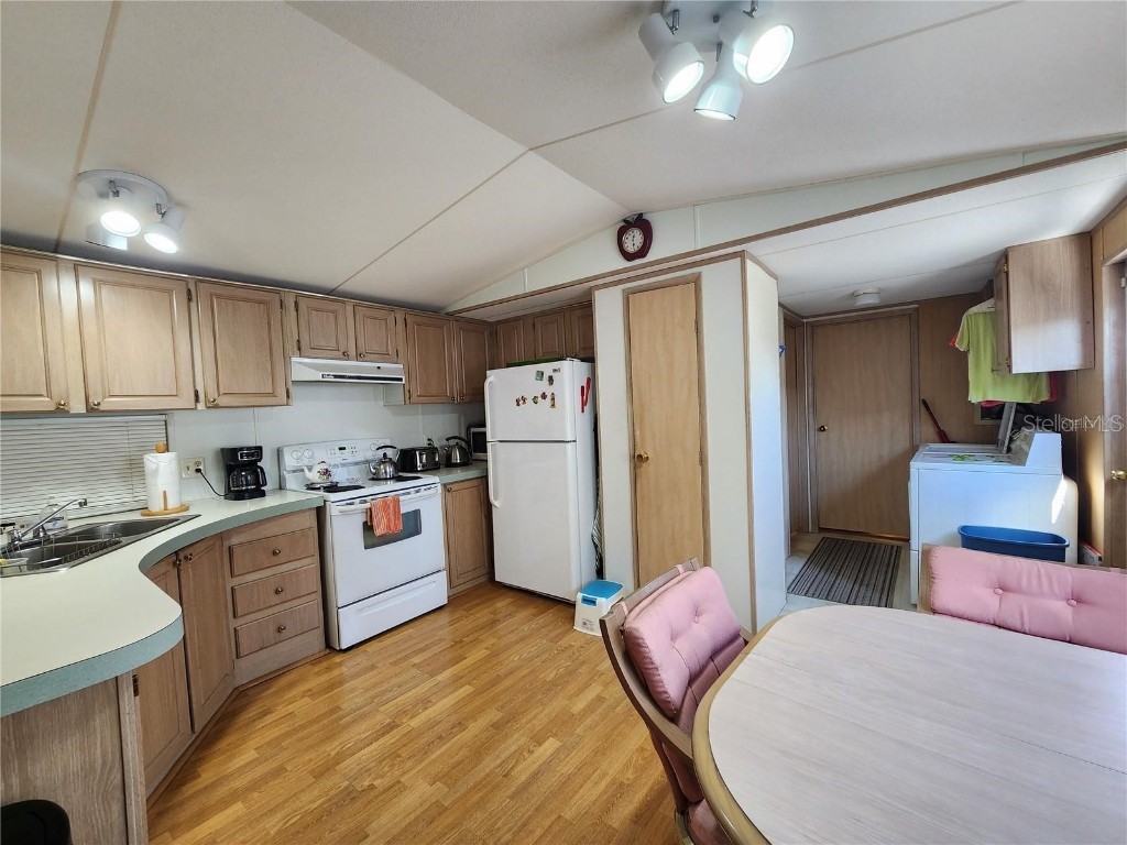 4150 66th Street N #222 Saint Petersburg FL 33709 TB8442836 image4