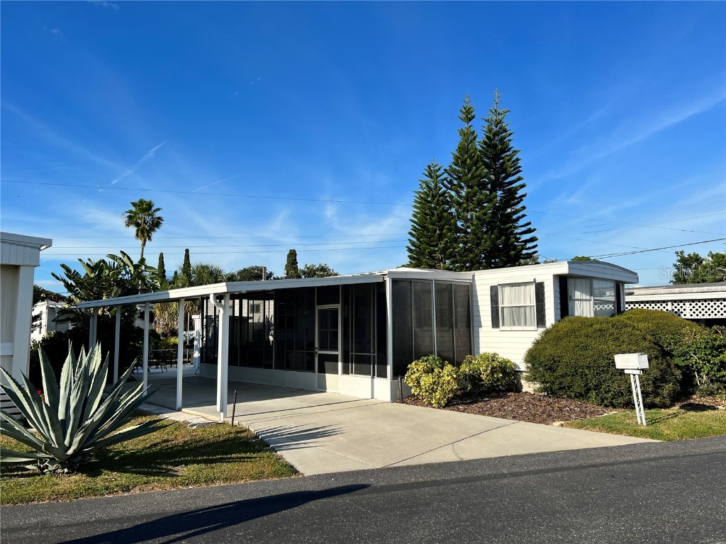 4150 66th Street N #230 Saint Petersburg FL 33709 U8176817 image1