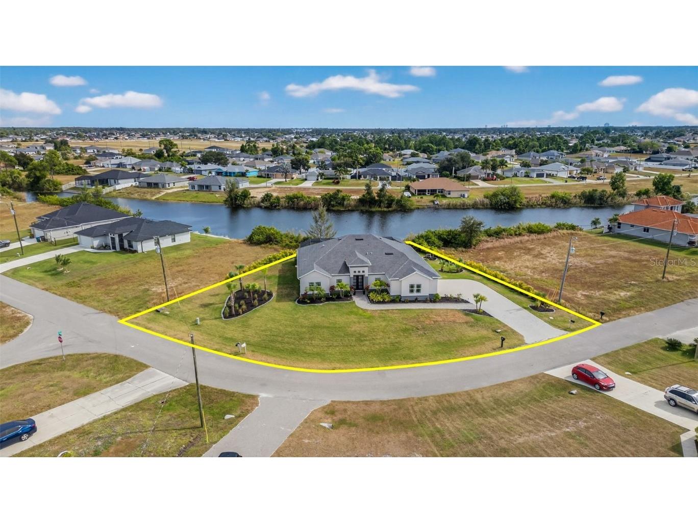 4151 NE 9th Avenue Cape Coral FL 33909 - EISENHOWER CANAL C7517363 image3