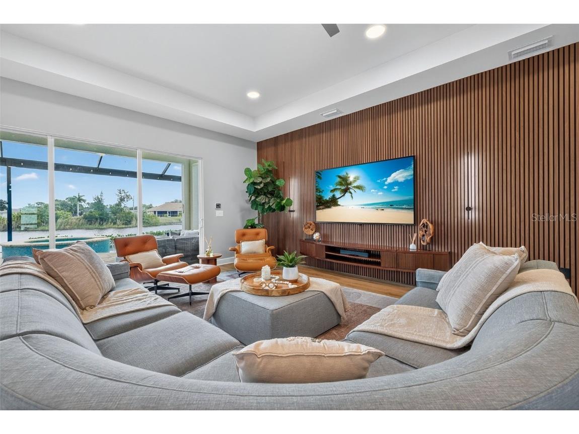 4151 NE 9th Avenue Cape Coral FL 33909 - EISENHOWER CANAL C7517363 image7