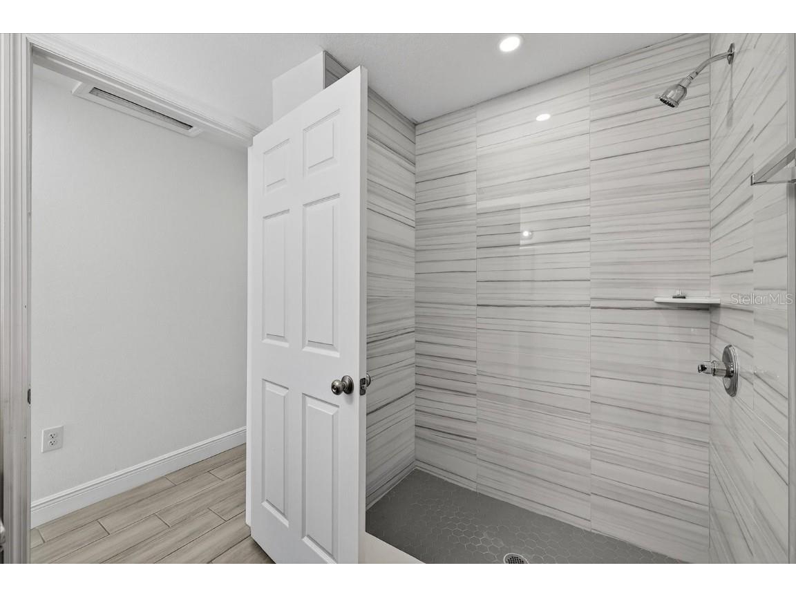 4151 Oakfield Avenue Holiday FL 34691 TB8451708 image17