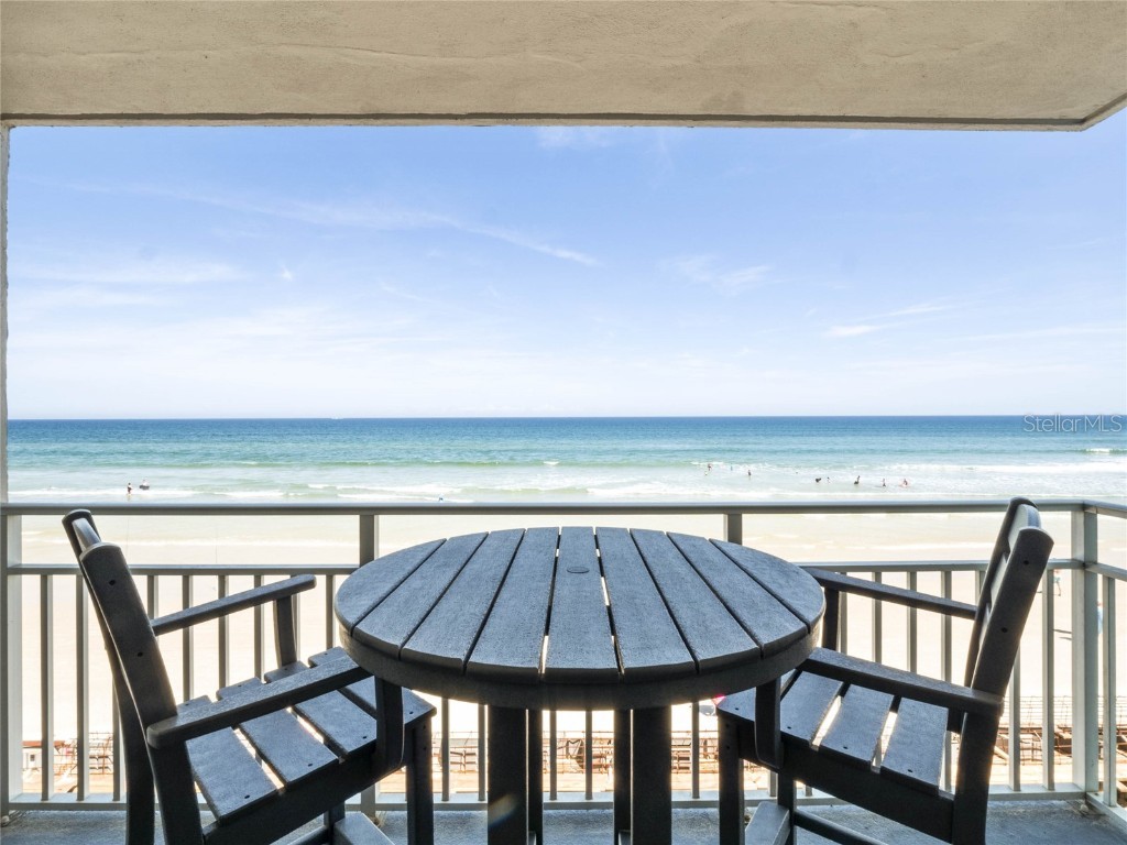 4151 S Atlantic Avenue #203 New Smyrna Beach FL 32169 - ATLANTIC OCEAN O6185490 image1