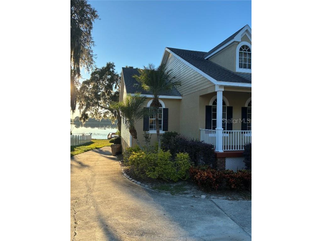 41515 Silver Drive Umatilla FL 32784 - South Twin Lake G5104940 image3