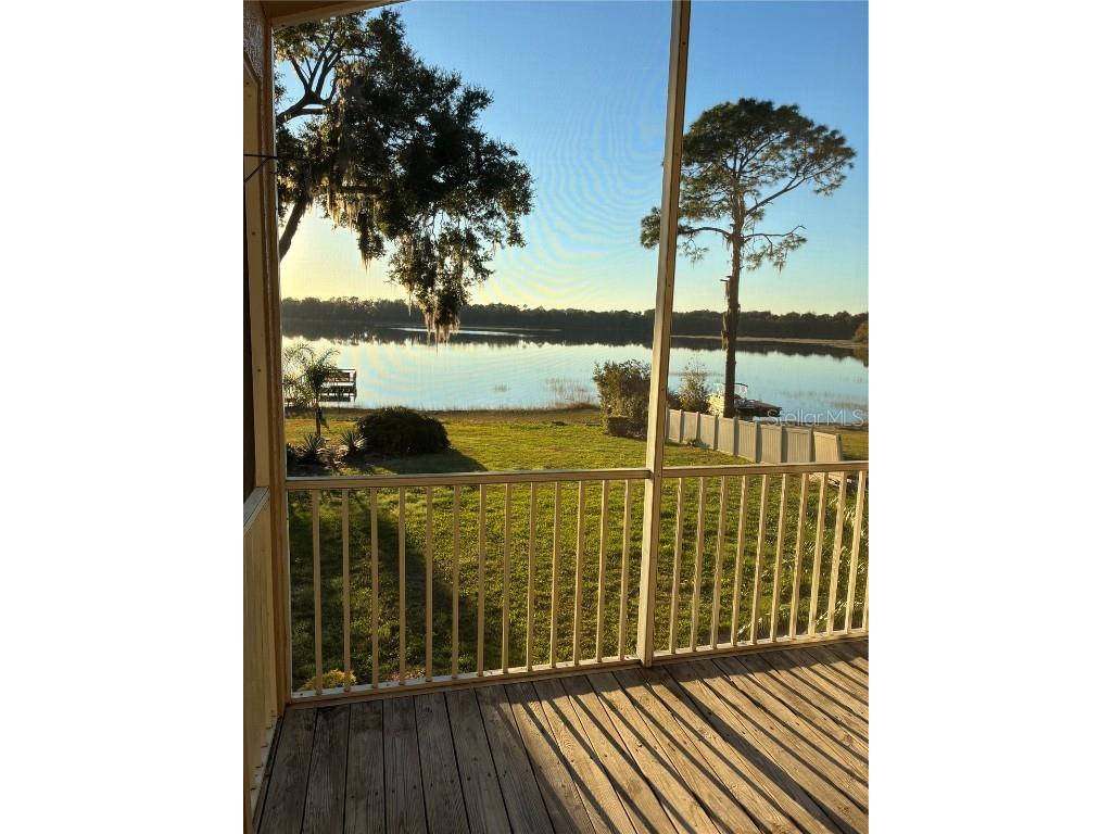 41515 Silver Drive Umatilla FL 32784 - South Twin Lake G5104940 image8