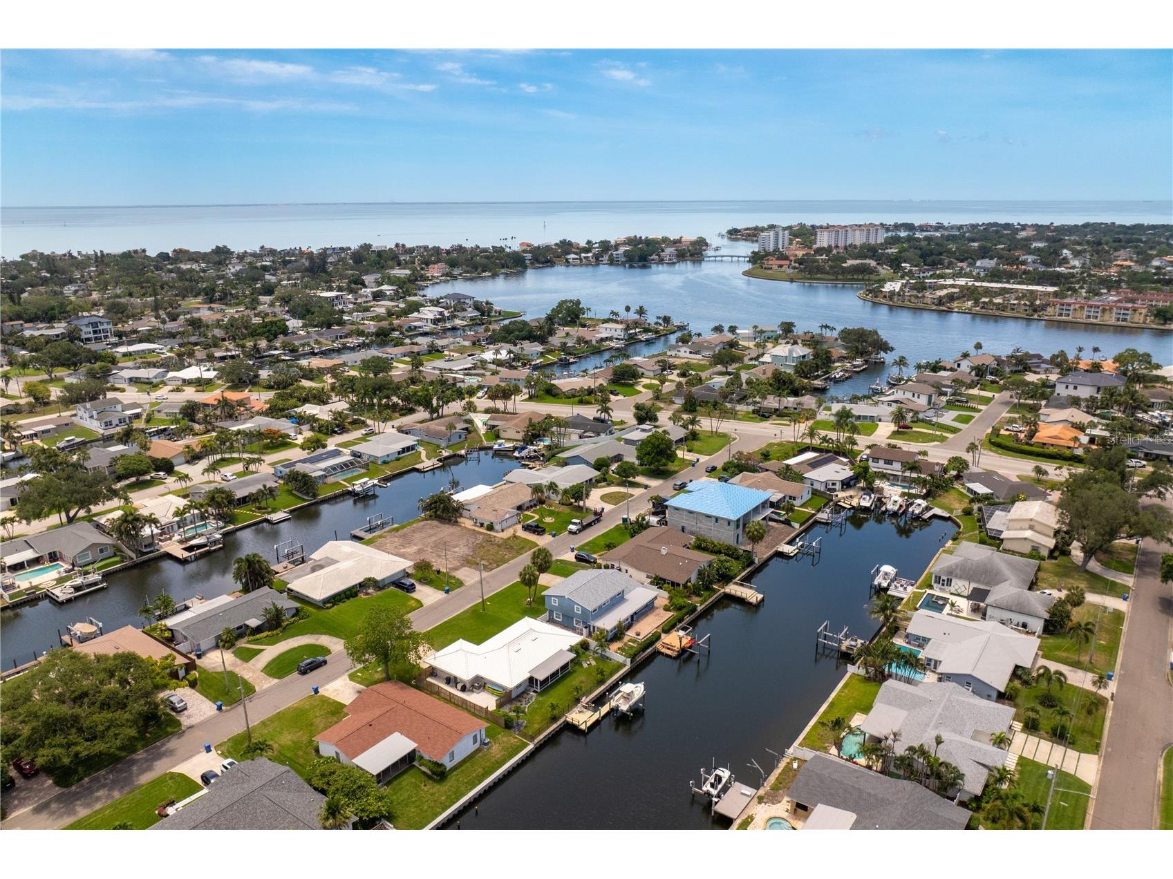 4152 13th Lane NE Saint Petersburg FL 33703 TB8517012 image32