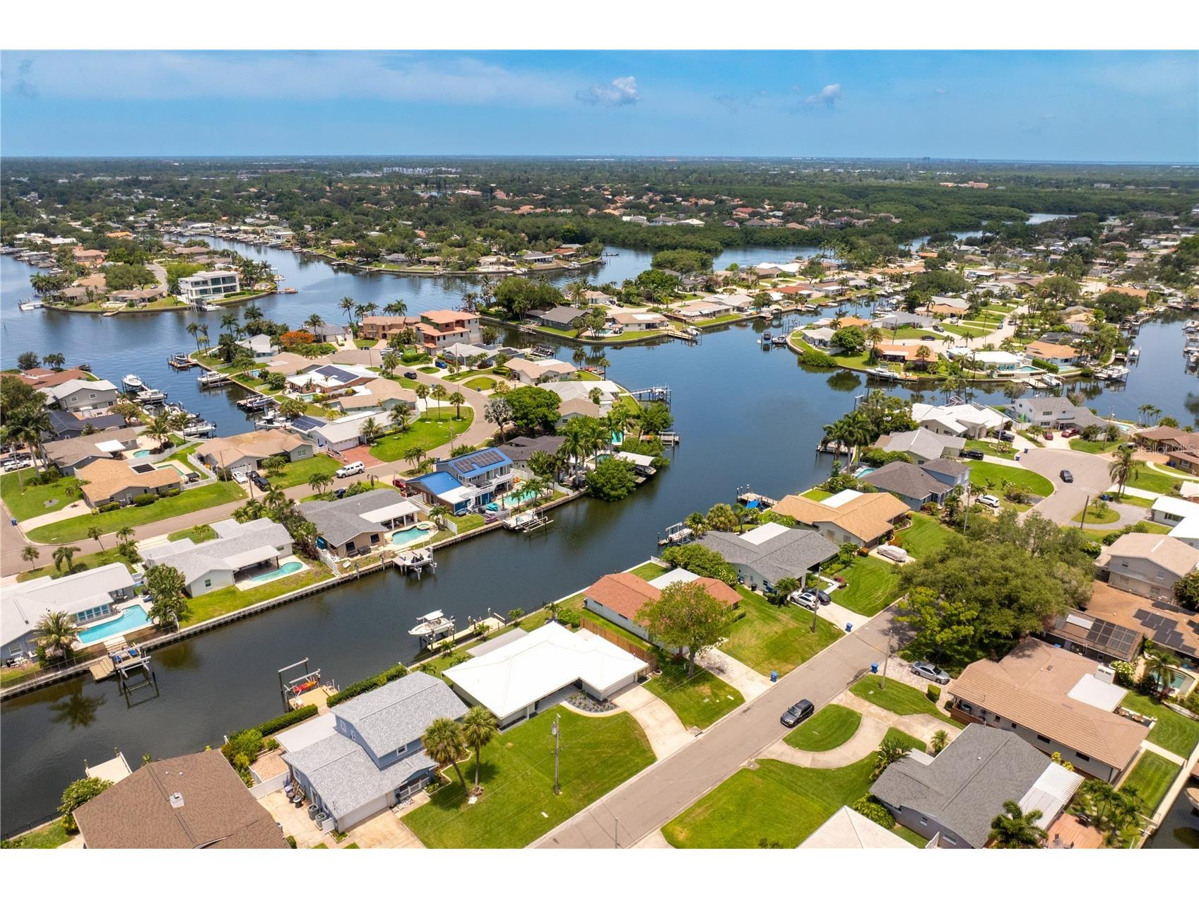 4152 13th Lane NE Saint Petersburg FL 33703 TB8517012 image33