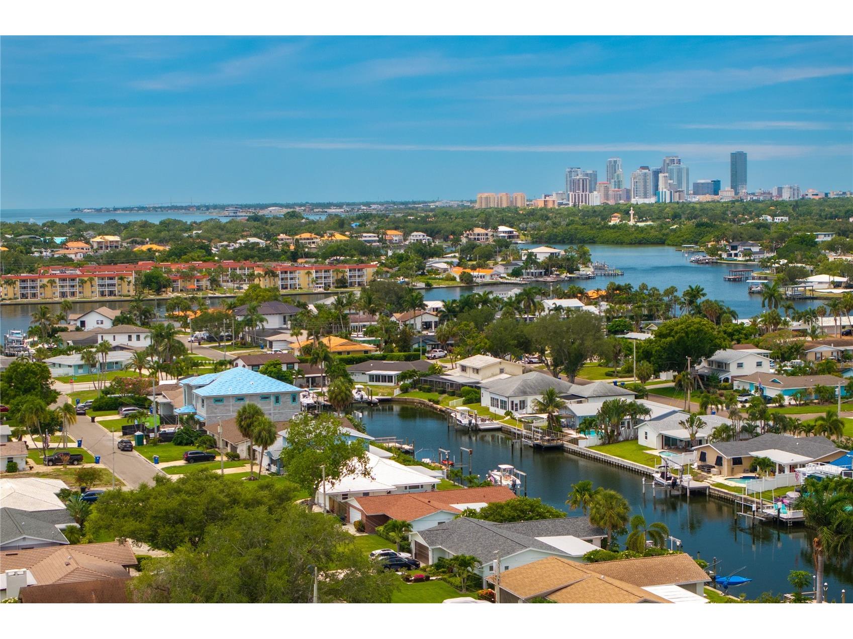4152 13th Lane NE Saint Petersburg FL 33703 TB8517012 image36