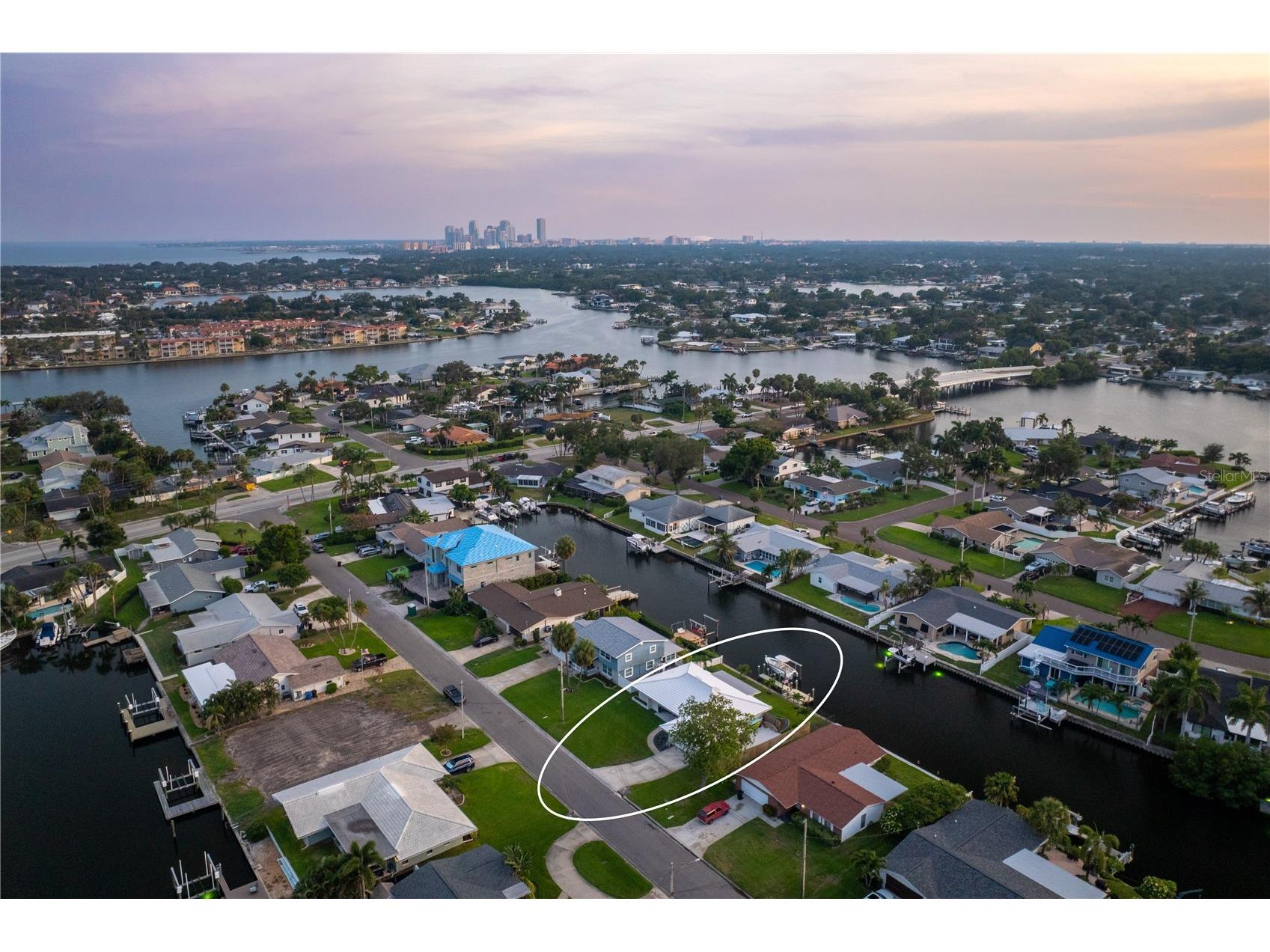 4152 13th Lane NE Saint Petersburg FL 33703 TB8517012 image48