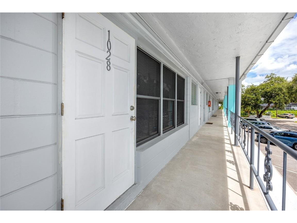 4152 55th Way N #1028 Kenneth City FL 33709 TB8418846 image4