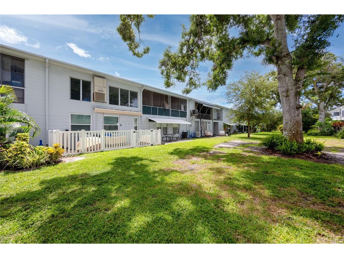 4152 55th Way N #1028 Kenneth City FL 33709 TB8418846 image42