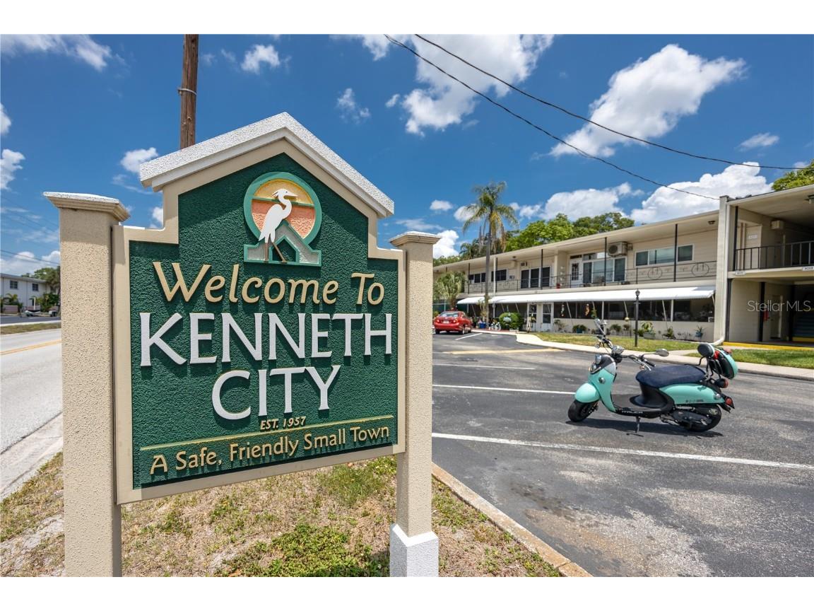 4152 55th Way N #1028 Kenneth City FL 33709 TB8418846 image46