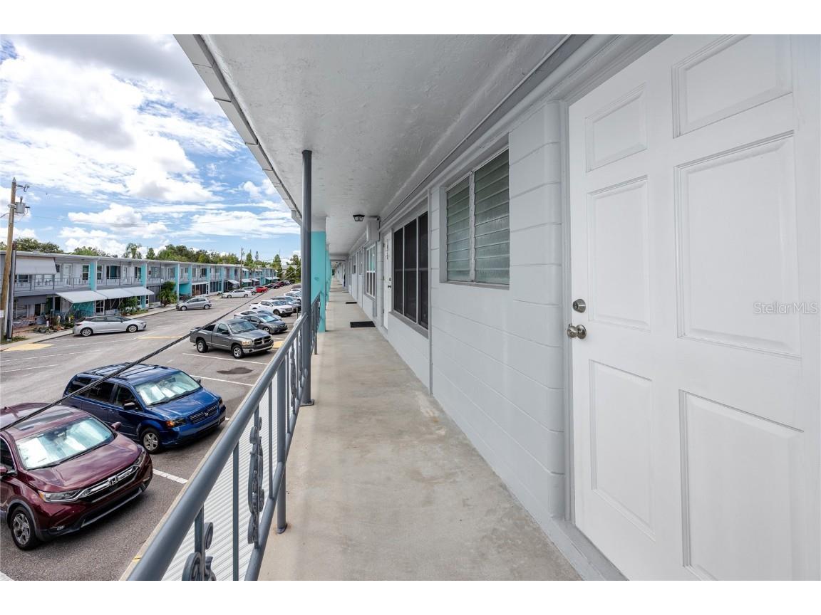 4152 55th Way N #1028 Kenneth City FL 33709 TB8418846 image5