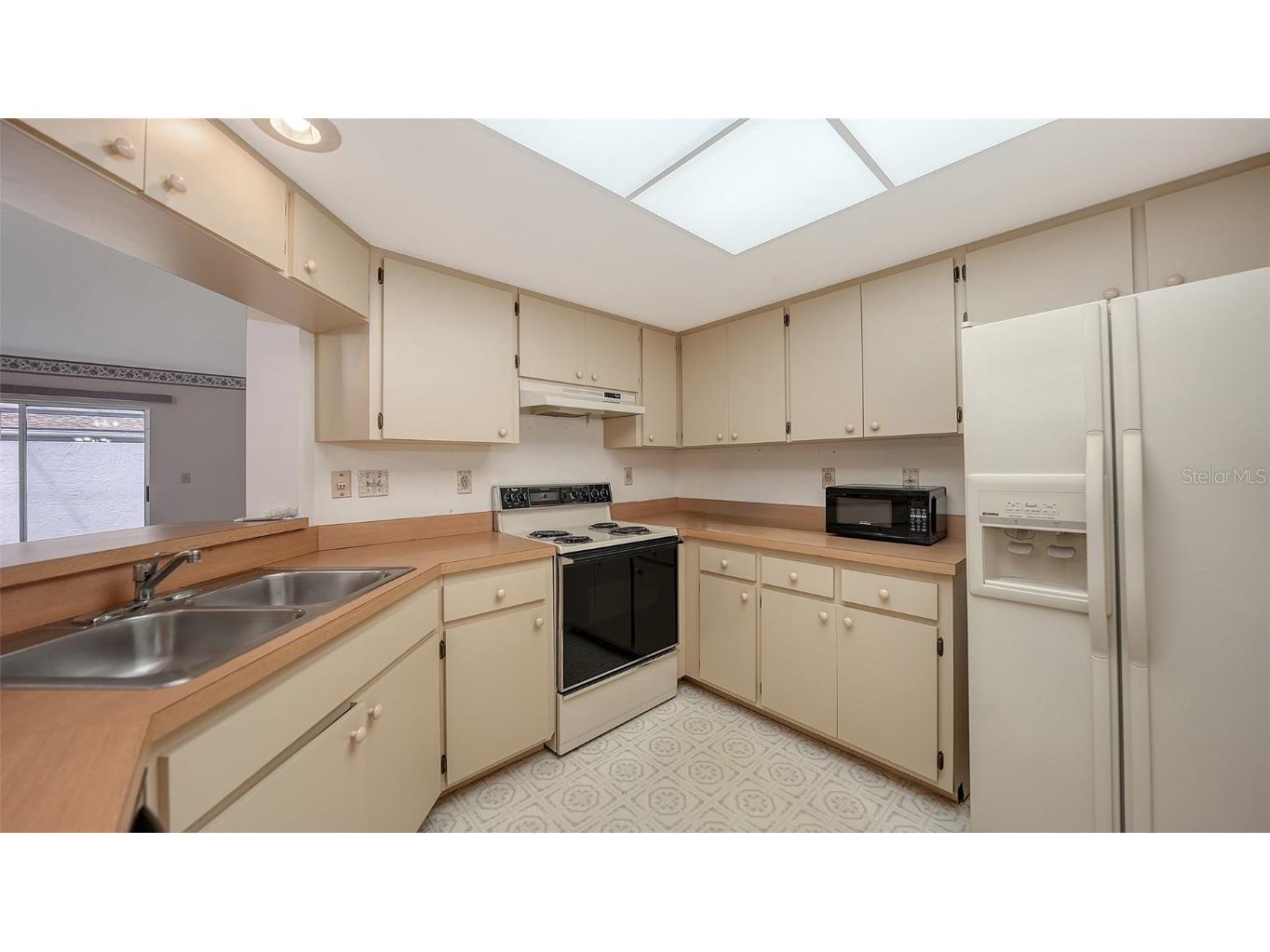 4152 Center Pointe Circle #58A Sarasota FL 34233 A4667707 image13