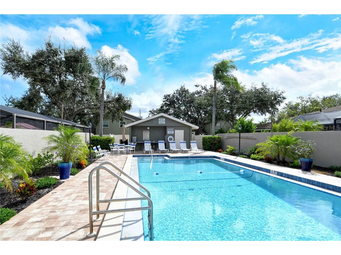 4152 Center Pointe Circle #58A Sarasota FL 34233 A4667707 image30