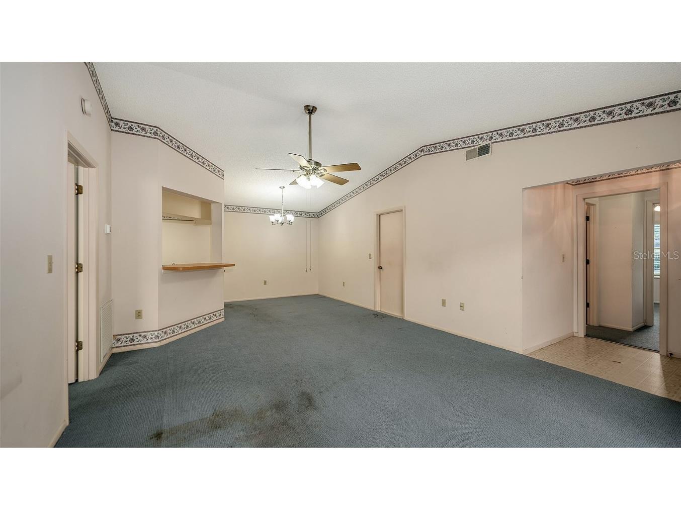 4152 Center Pointe Circle #58A Sarasota FL 34233 A4667707 image8